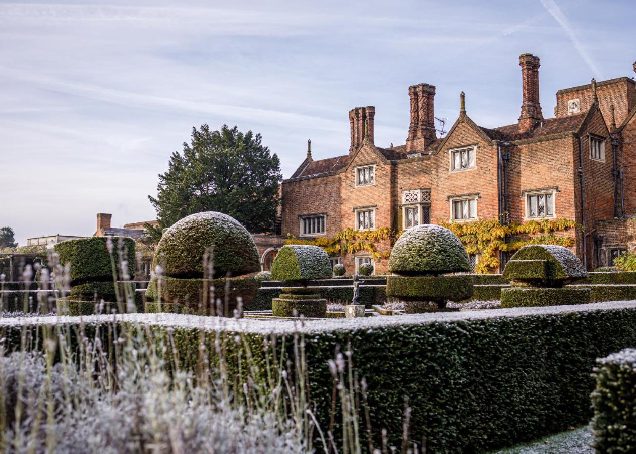Hotel Great Fosters - Near Windsor Egham Exterior foto