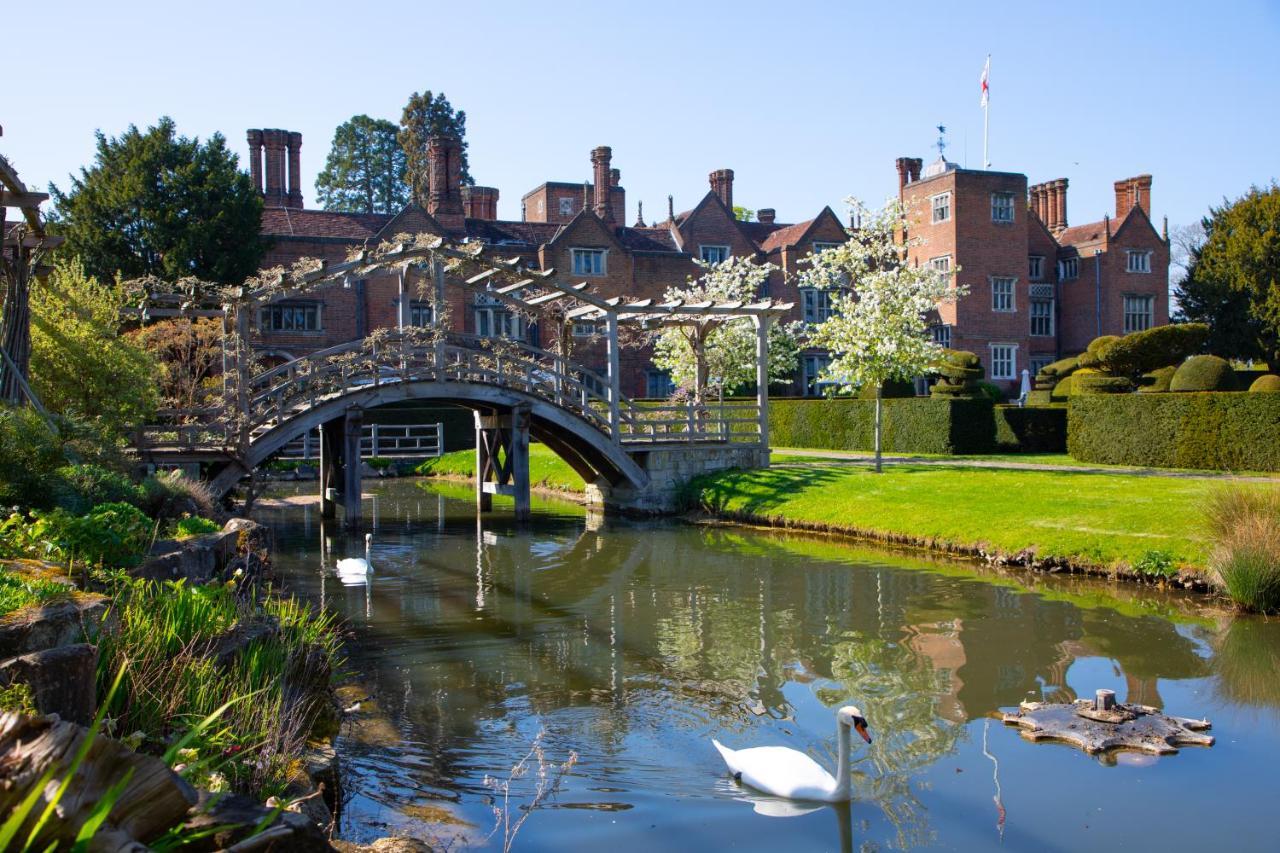 Hotel Great Fosters - Near Windsor Egham Exterior foto